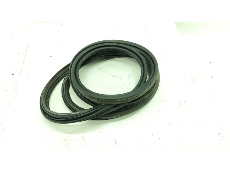 Recambio de gomas contorno puerta para lexus nx (_z1_) 300h awd (ayz15) referencia OEM IAM 6788178010  