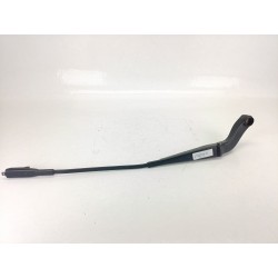 BRAZO LIMPIA DELANTERO DERECHO A1698200240 