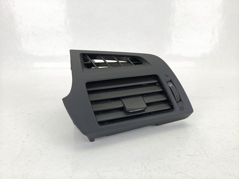 Recambio de rejilla aireadora para toyota verso (_r2_) 2.0 d-4d (aur20_) referencia OEM IAM 556500F020  