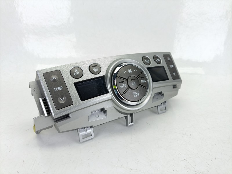 Recambio de mando climatizador para toyota verso (_r2_) 2.0 d-4d (aur20_) referencia OEM IAM 559000F081  