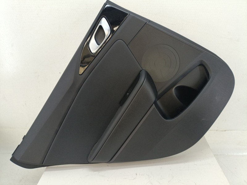Recambio de guarnecido puerta trasera izquierda para kia ceed tourer (cd) 1.0 t-gdi referencia OEM IAM 83350J7010WK  