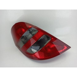 PILOTO TRASERO IZQUIERDO A1698200964L 