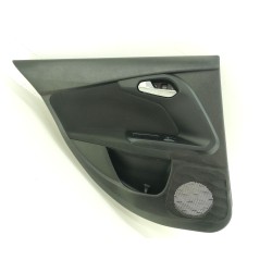 GUARNECIDO PUERTA TRASERA IZQUIERDA 735668686 