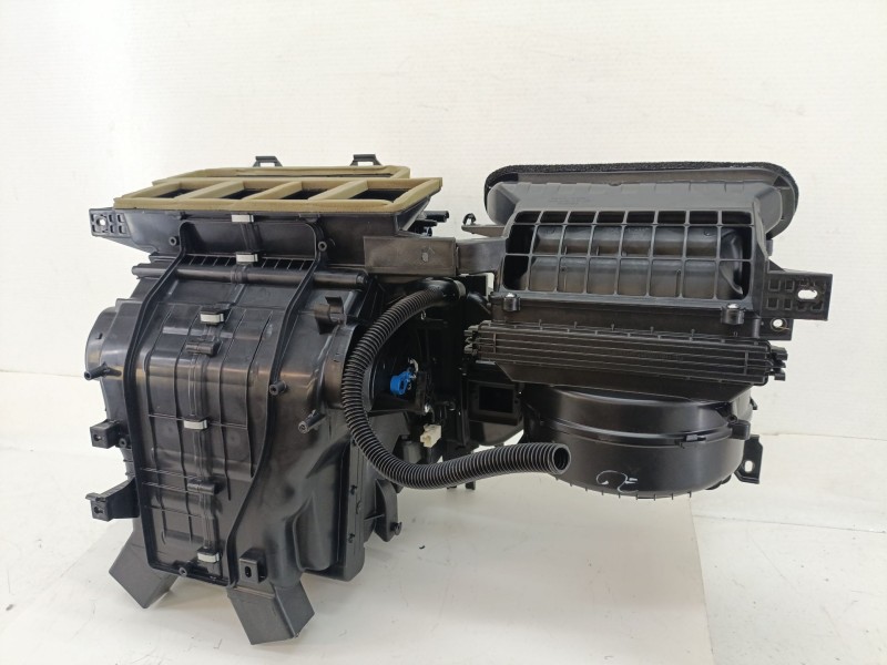 Recambio de calefaccion entera normal para kia ceed tourer (cd) 1.0 t-gdi referencia OEM IAM 97200J7070  