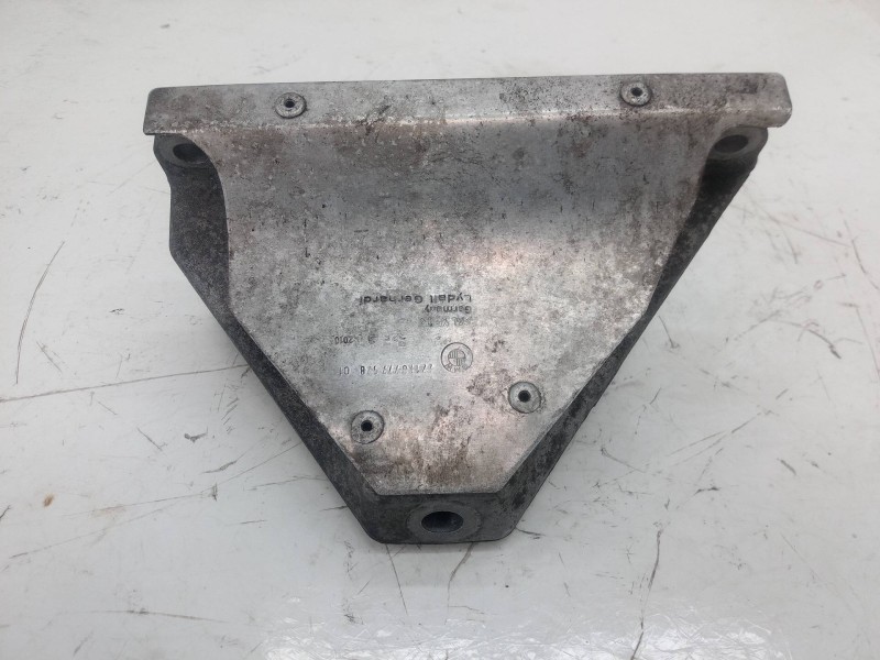 Recambio de soporte motor para bmw 5 touring (f11) 535 d referencia OEM IAM 22116777628  