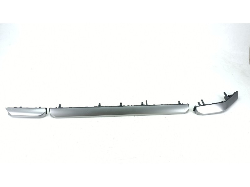 Recambio de moldura para skoda karoq (nu7, nd7) 2.0 tdi referencia OEM IAM 578858418A  