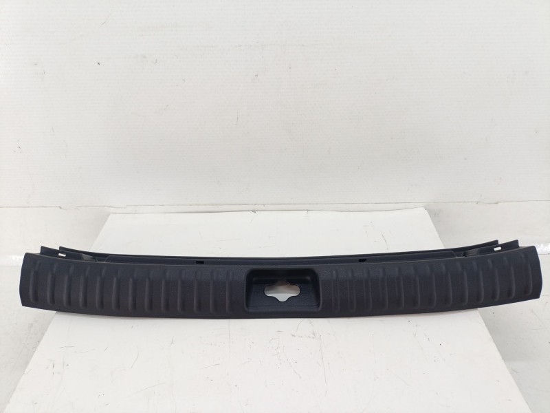 Recambio de moldura para kia ceed tourer (cd) 1.0 t-gdi referencia OEM IAM 85771J7300  