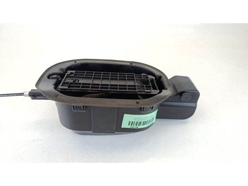 Recambio de tapa exterior combustible para hyundai i30 (pde, pd, pden) 1.6 crdi referencia OEM IAM 81595G4000  