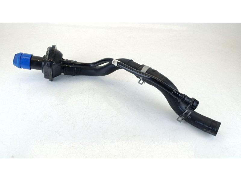 Recambio de deposito adblue para hyundai i30 (pde, pd, pden) 1.6 crdi referencia OEM IAM   