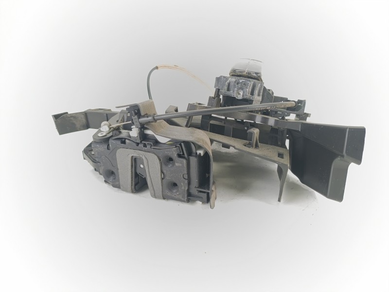 Recambio de cerradura puerta trasera izquierda para ford kuga i 2.0 tdci referencia OEM IAM 8V4AS26413EA  