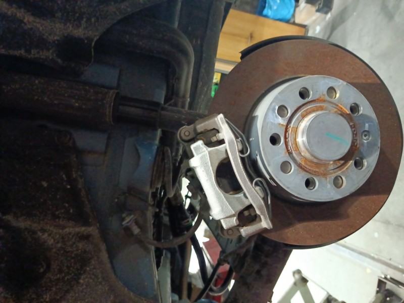 Recambio de pinza de freno trasera izquierda para mg (saic) mg 3 hatchback referencia OEM IAM   