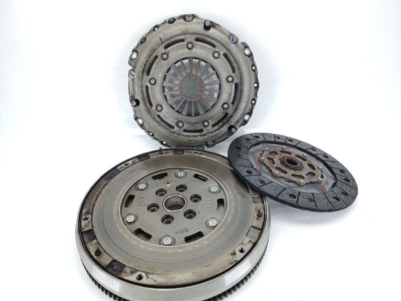 Recambio de kit embrague para opel corsa f (p2jo) 1.2 (68) referencia OEM IAM 9846803480  