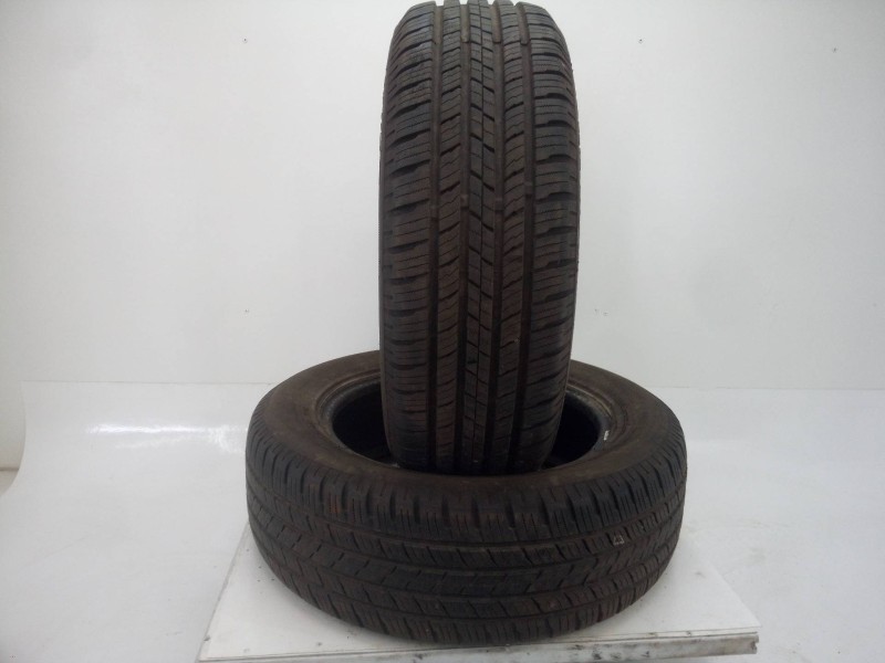 Recambio de neumatico para fruehauf super 55 super 55 referencia OEM IAM 22560R17  