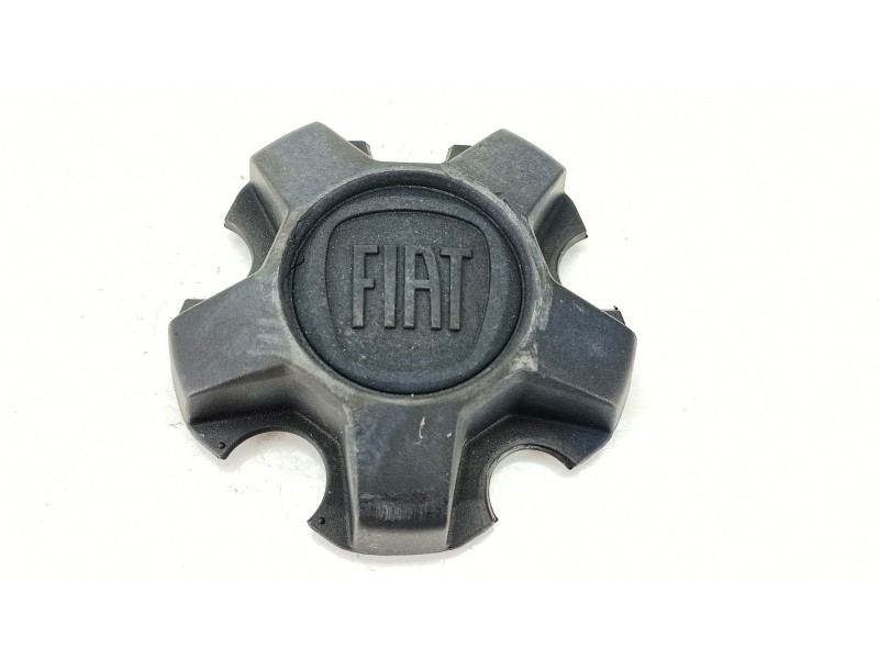 Recambio de embellecedor para fiat ducato caja/chasis (250_) 140 multijet 2,2 d referencia OEM IAM 1395792080  