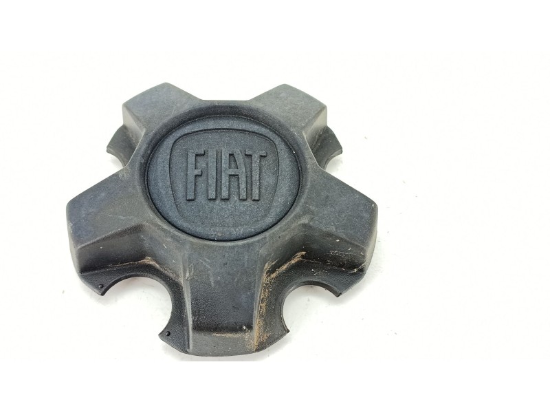 Recambio de embellecedor para fiat ducato caja/chasis (250_) 140 multijet 2,2 d referencia OEM IAM 1395792080  