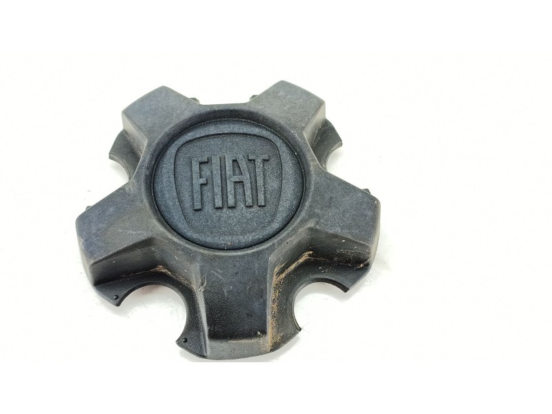 Recambio de embellecedor para fiat ducato caja/chasis (250_) 140 multijet 2,2 d referencia OEM IAM 1395792080  