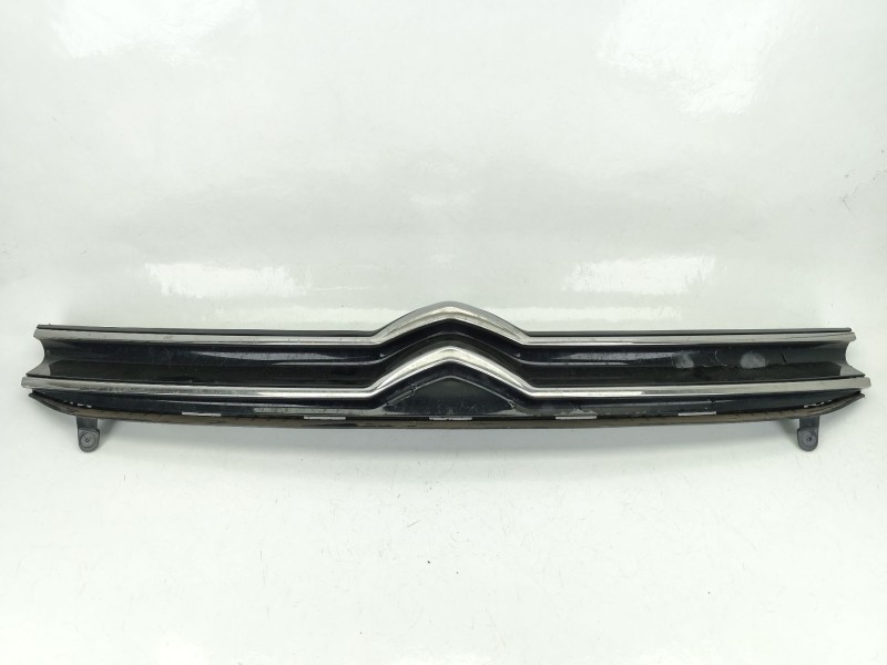 Recambio de rejilla paragolpes central para citroën c4 cactus 1.2 puretech 130 referencia OEM IAM 9824153277  