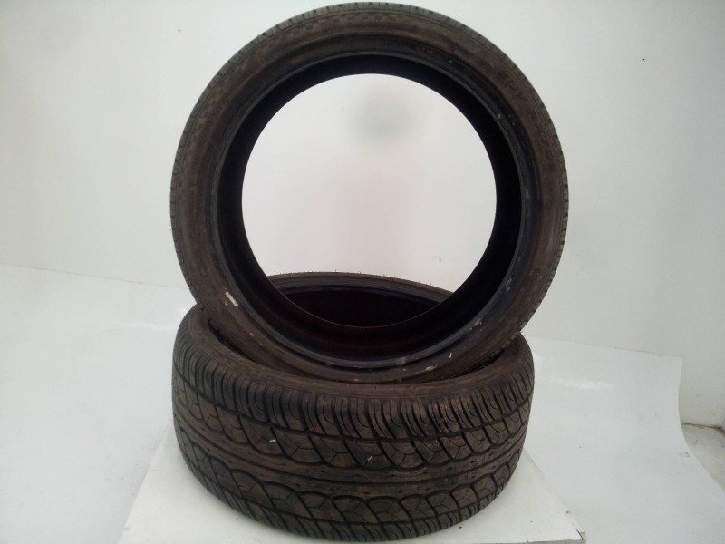 Recambio de neumatico para fruehauf super 55 super 55 referencia OEM IAM 24535R20  