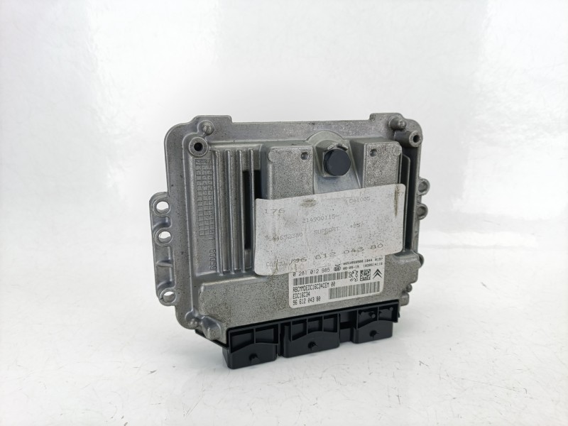 Recambio de centralita motor uce para citroën c4 coupé (la_) 1.6 hdi referencia OEM IAM 9661204380  