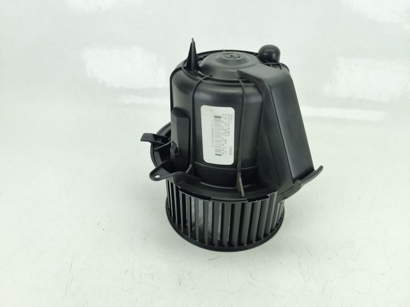 Recambio de motor calefaccion para citroën c4 cactus 1.2 puretech 130 referencia OEM IAM T4054002  