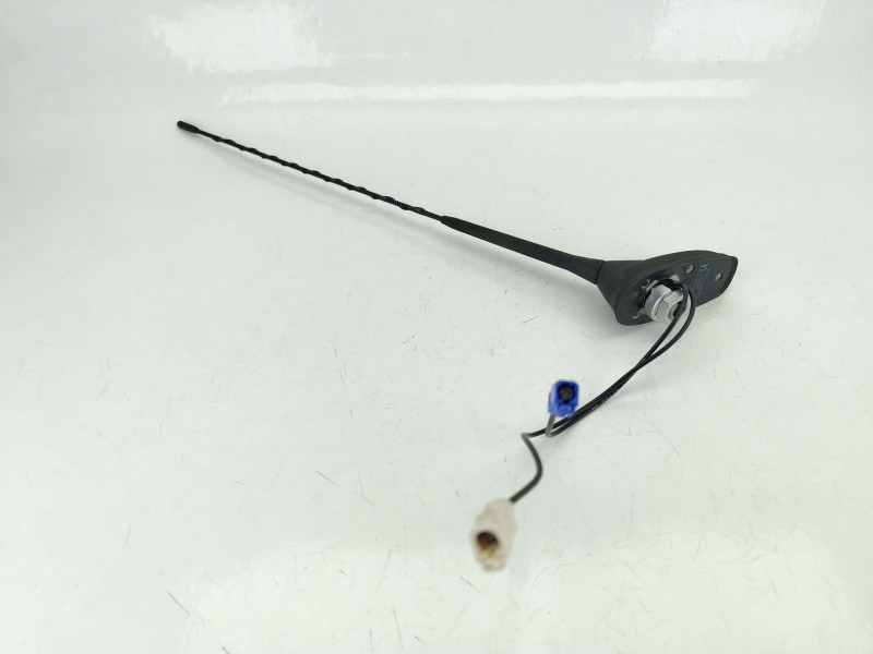 Recambio de base de antena para citroën c4 cactus 1.2 puretech 130 referencia OEM IAM 9666567580  