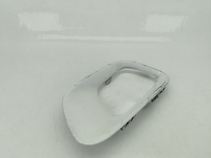 Recambio de moldura para citroën c4 cactus 1.2 puretech 130 referencia OEM IAM 9821448377  