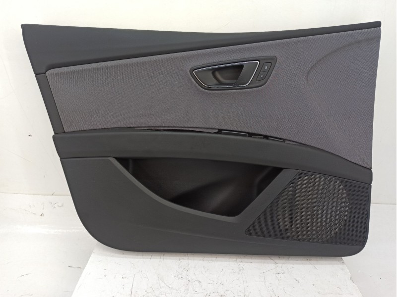 Recambio de guarnecido puerta delantera izquierda para seat leon (5f1) 1.4 tsi referencia OEM IAM 5F4867011A  