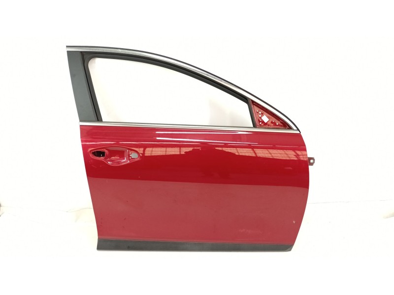 Recambio de puerta delantera derecha para kia xceed (cd) 1.4 t-gdi referencia OEM IAM 76004J7800  