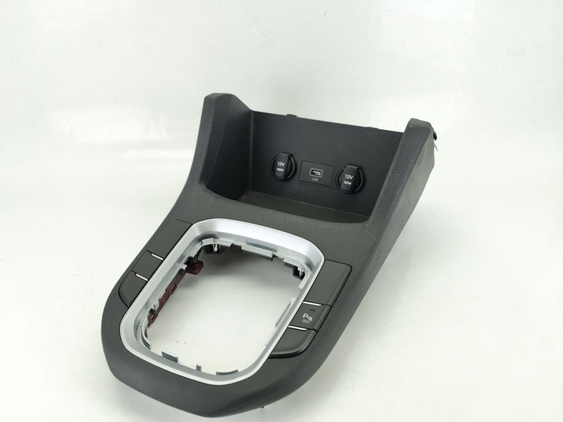 Recambio de moldura para hyundai i30 (pde, pd, pden) 1.6 crdi referencia OEM IAM 84651G4000  
