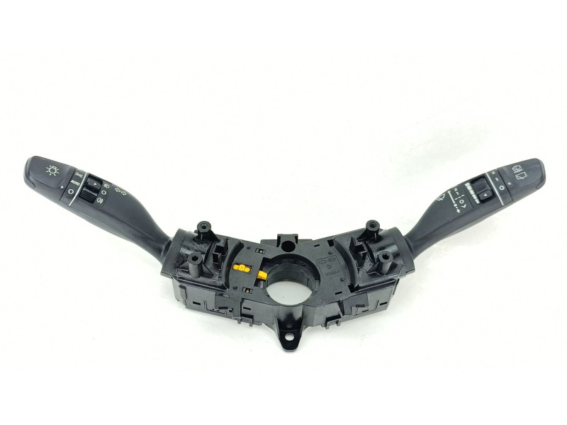 Recambio de mando multifuncion para hyundai i30 (pde, pd, pden) 1.6 crdi referencia OEM IAM 93404G4951  