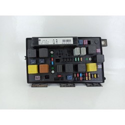 CAJA RELES / FUSIBLES 13206745 