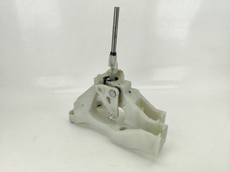 Recambio de palanca cambio para hyundai i30 (pde, pd, pden) 1.6 crdi referencia OEM IAM 43731F2100  