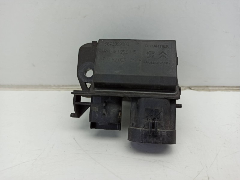 Recambio de modulo electronico para peugeot 5008 (0u_, 0e_) 1.6 bluehdi 120 referencia OEM IAM 9673999880  