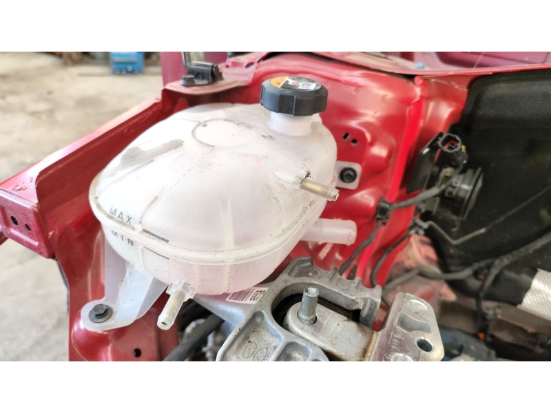 Recambio de deposito expansion para kia xceed (cd) 1.4 t-gdi referencia OEM IAM 25430CR000  