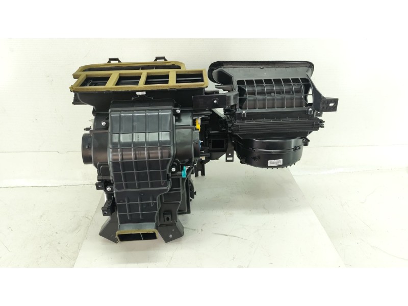 Recambio de calefaccion entera normal para kia xceed (cd) 1.4 t-gdi referencia OEM IAM 97200CR00  