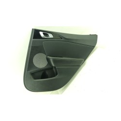 GUARNECIDO PUERTA TRASERA DERECHA 83725J7800 