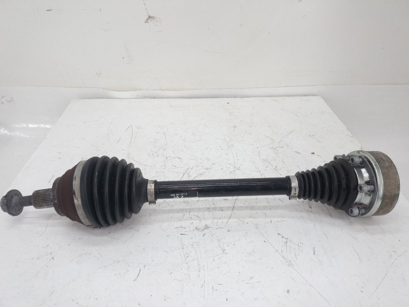 Recambio de transmision delantera izquierda para seat leon (5f1) 1.4 tsi referencia OEM IAM 5Q0407271 A  