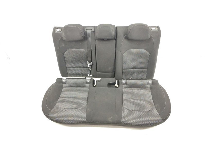 Recambio de asientos traseros para kia xceed (cd) 1.4 t-gdi referencia OEM IAM 89100CR010AZL  