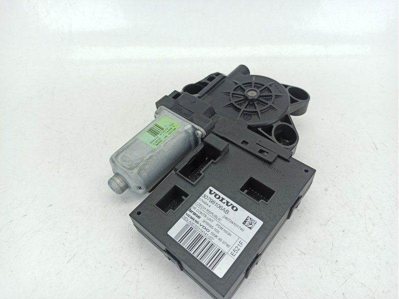 Recambio de motor elevalunas delantero derecho para volvo c30 (533) 2.0 d referencia OEM IAM 30798106AB  
