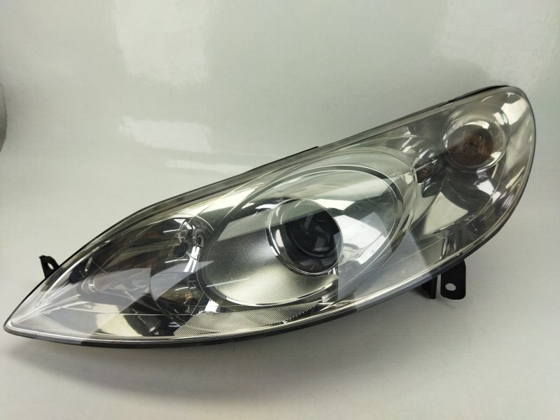 Recambio de faro izquierdo para peugeot 407 st sport referencia OEM IAM 9641944280  