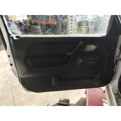 GUARNECIDO PUERTA DELANTERA IZQUIERDA 