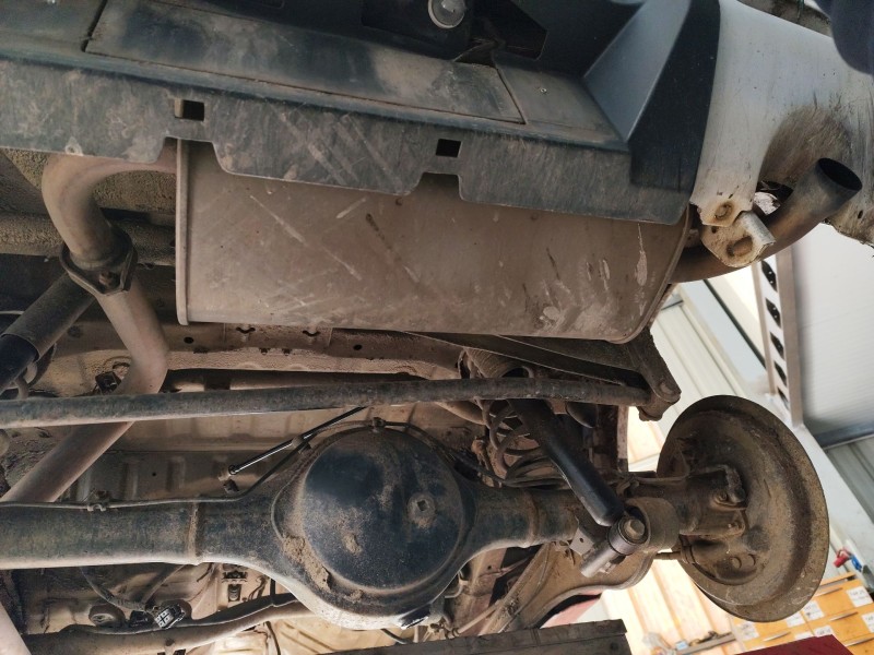 Recambio de silenciador trasero para suzuki jimny todo terreno, cerrada (sn) 1.5 ddis 4x4 referencia OEM IAM   