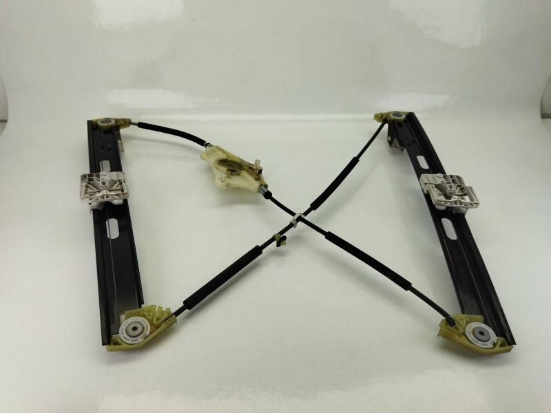 Recambio de elevalunas delantero derecho para seat leon (5f1) 1.2 tsi referencia OEM IAM 5F4837462D  