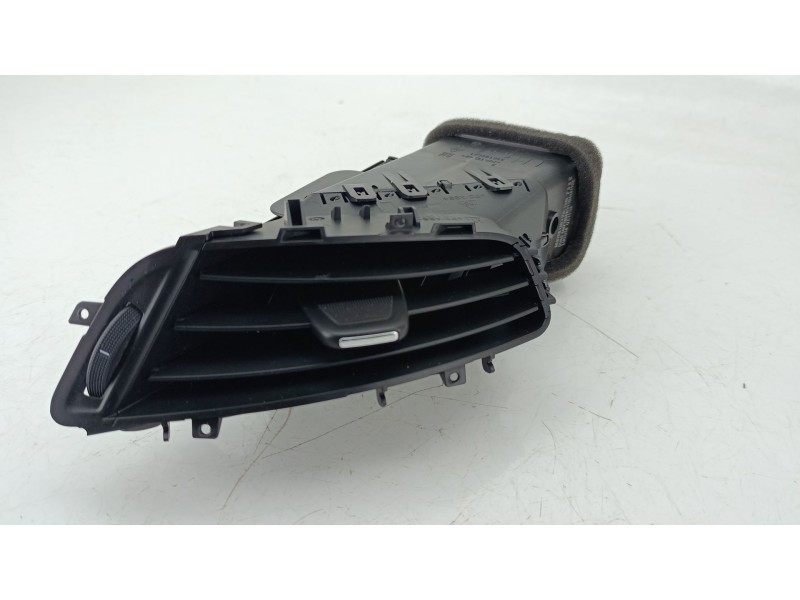 Recambio de rejilla aireadora para opel zafira tourer c (p12) 1.6 cdti (75) referencia OEM IAM 330188061  