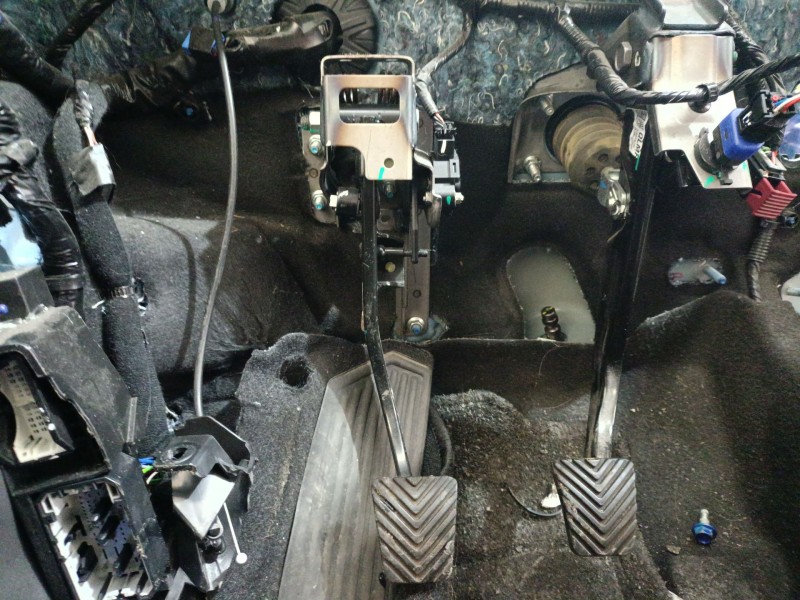 Recambio de pedal embrague para hyundai i20 iii (bc3, bi3) 1.0 t-gdi referencia OEM IAM 32802Q0300  