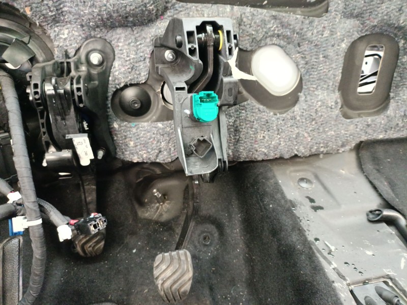 Recambio de pedal freno para renault captur ii (hf_) tce 90 (hfm6) referencia OEM IAM 465014548  