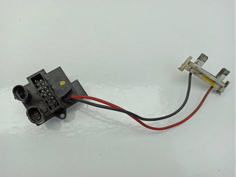 Recambio de resistencia calefaccion para renault clio ii (bb_, cb_) 1.9 d (b/cb0j) referencia OEM IAM 830302  