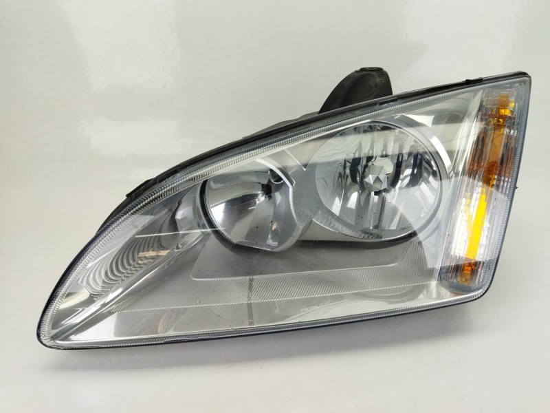 Recambio de faro izquierdo para ford focus berlina (cap) ambiente (d) referencia OEM IAM 4M5113W030AD  