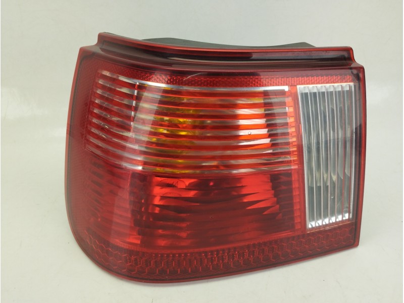 Recambio de piloto trasero izquierdo para seat ibiza (6k1) select referencia OEM IAM 6K6945096J  