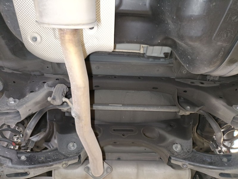 Recambio de barra estabilizadora trasera para hyundai tucson (nx4e, nx4a) 1.6 t-gdi referencia OEM IAM 55510N9000  